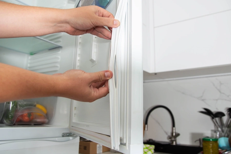 Common Refrigerator Problems And Repair Solutions in London, ON